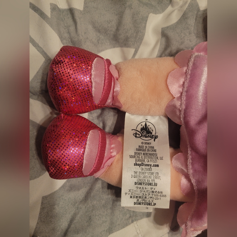 Disneyparks Miss Piggy plush like new - Picture 4 of 4